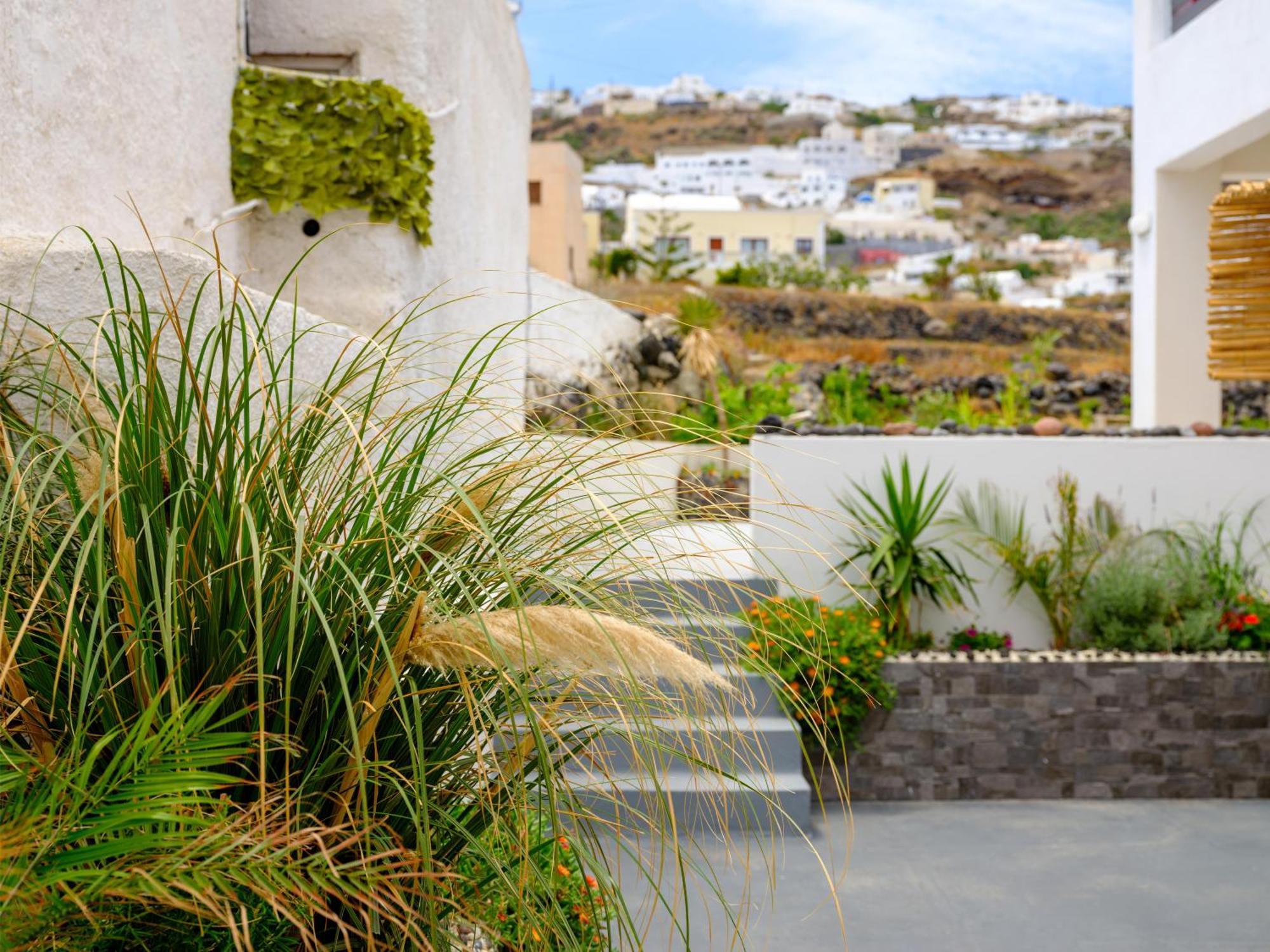 Nalu Suites Fira (Santorini) Exterior foto
