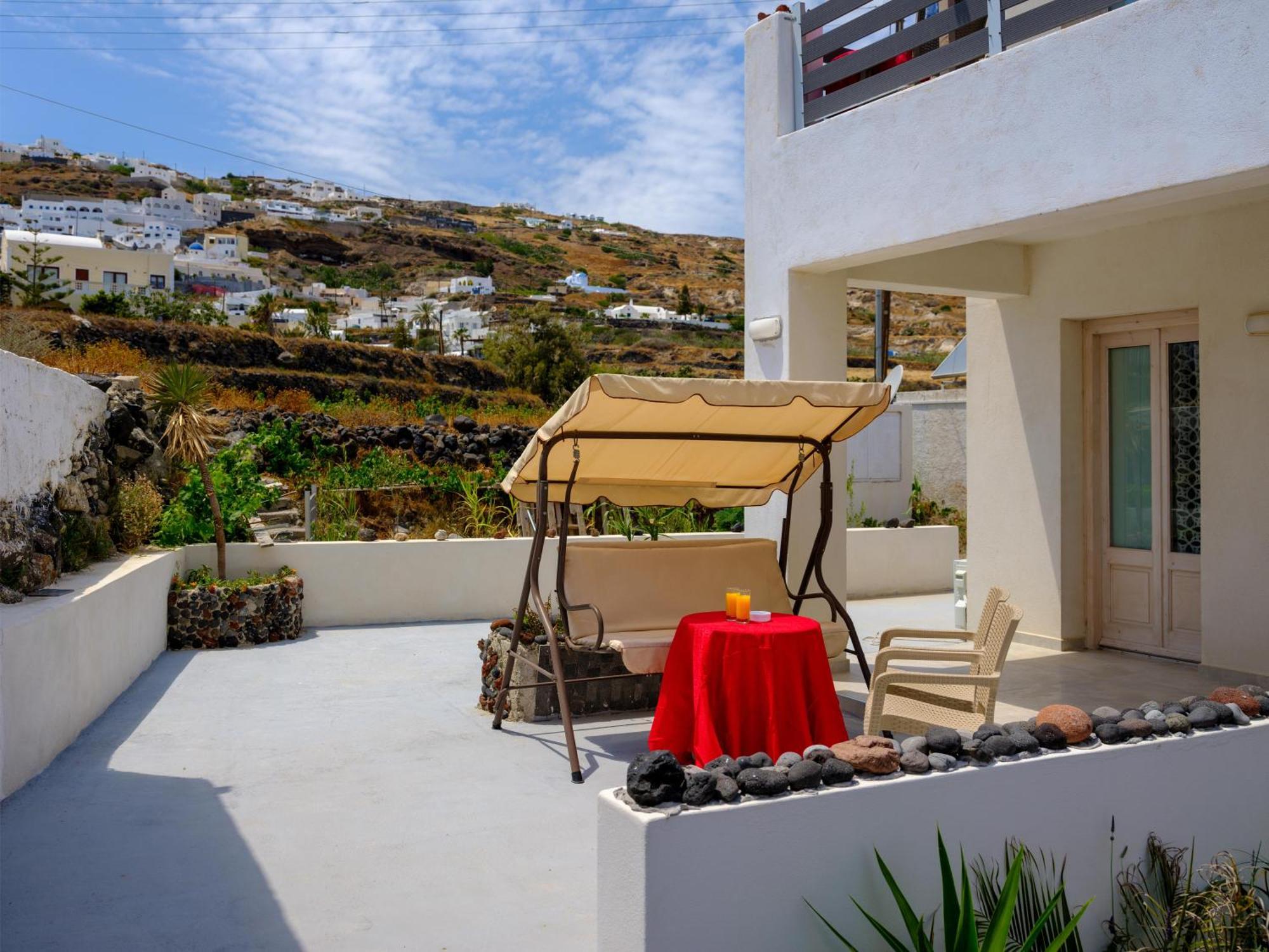 Nalu Suites Fira (Santorini) Exterior foto