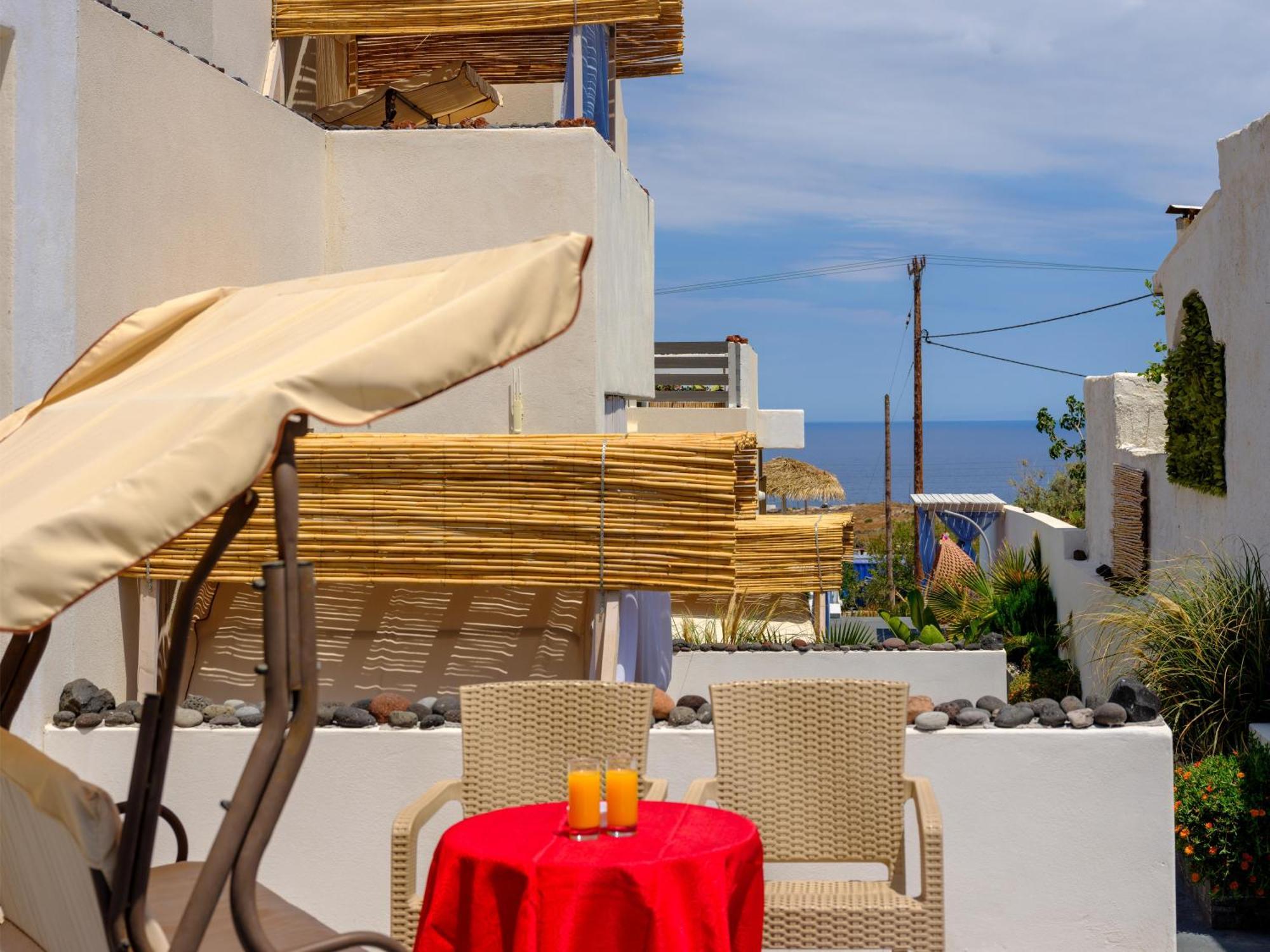 Nalu Suites Fira (Santorini) Exterior foto