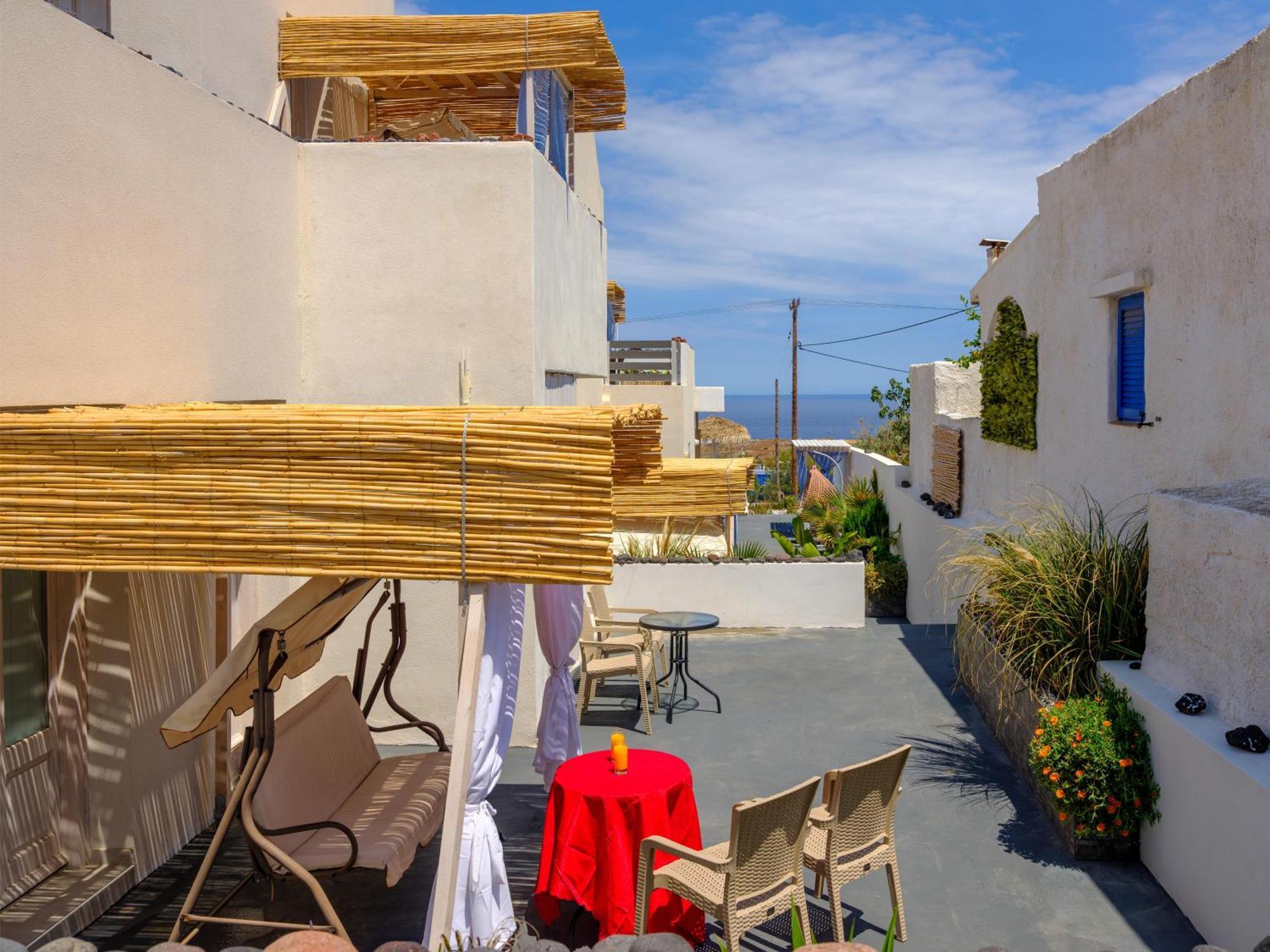 Nalu Suites Fira (Santorini) Exterior foto