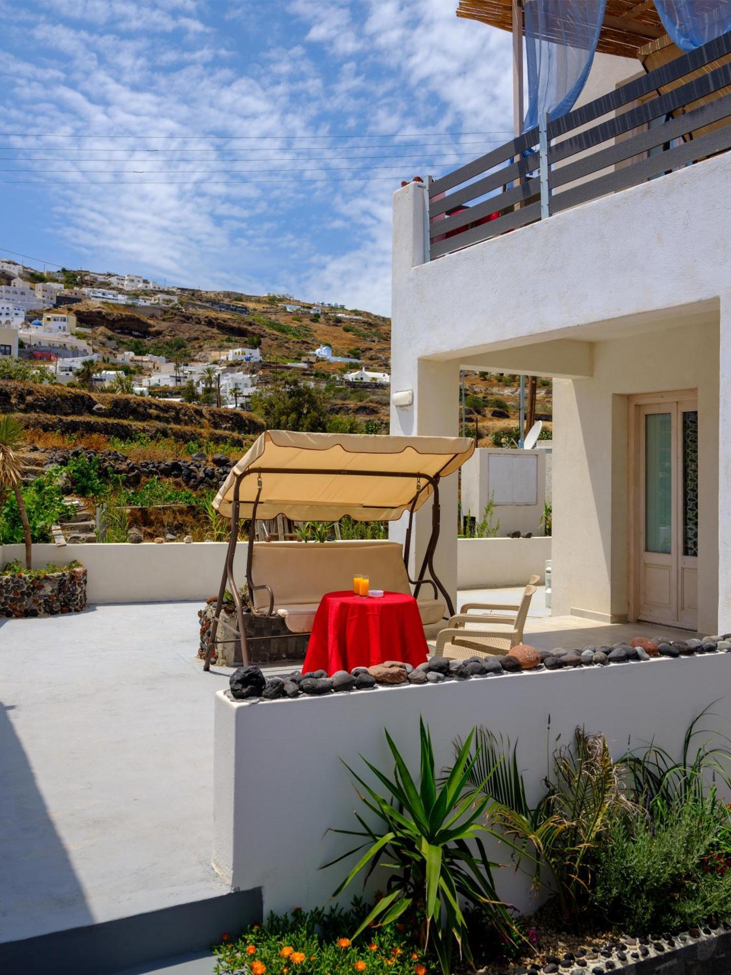 Nalu Suites Fira (Santorini) Exterior foto