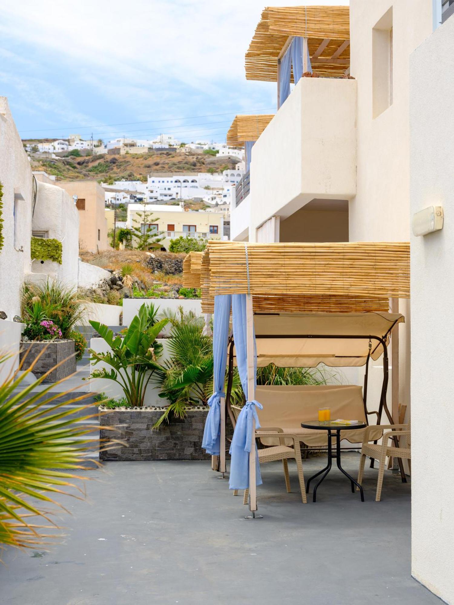 Nalu Suites Fira (Santorini) Exterior foto